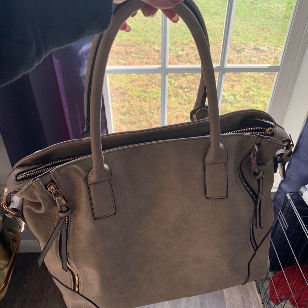 BNWOT Moda Luxe hobo bag!